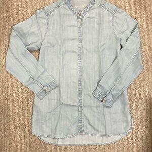 GAP Light Blue Denim Shirt EUC